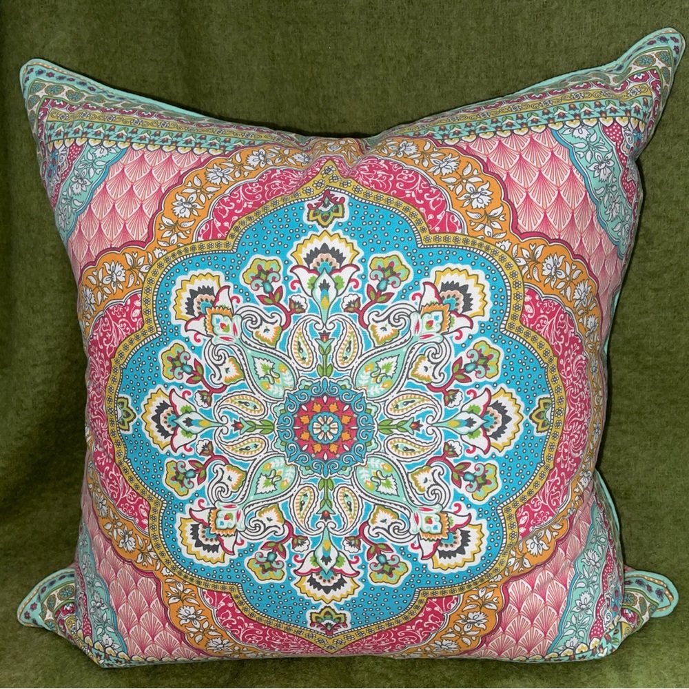 Lucida 100%Cotton Colorful Medallion feathers Insert Throw Pillow.Size 22”x22”